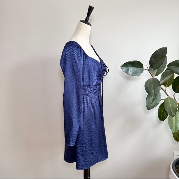 Aqua Bloomingdale’s Blue Satin Zebra Print Mini Dress Sz M - Picture 5 of 9